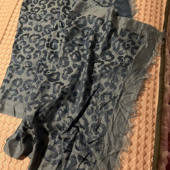 Badgley Mischka Ocelot Lurex Silk Scarf - Picture 7 of 7